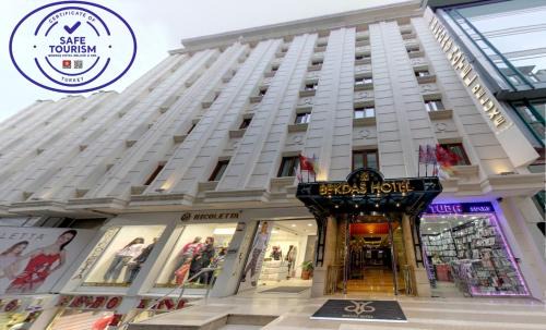 Beyazit Hotel | Relax at Bekdas Hotel Deluxe & Spa with Oceanfront Views
