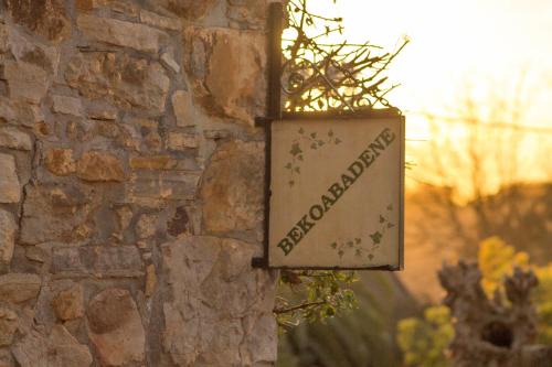 Menaka House | Discover Bekoabadene: Pet-Friendly Retreat with Great Amenities