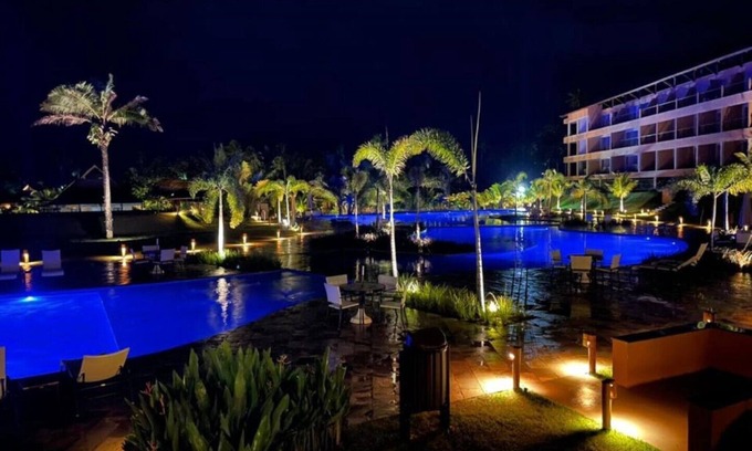 Praia dos Carneiros House | Beachfront Bungalow at Carneiros with Private Pool & Spa