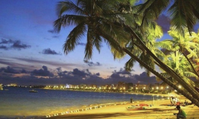 Pajucara Apartment | Cozy Oceanfront Apartment with Spa and Pet-Friendly Amenities