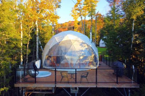 La Conception Ski Chalet | Relax at Bel Air Tremblant Hotel & Residences with Spa and Pool