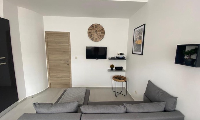 Belhez Apartment | Beautiful Apartment with Pet-Friendly Amenities & High Rating