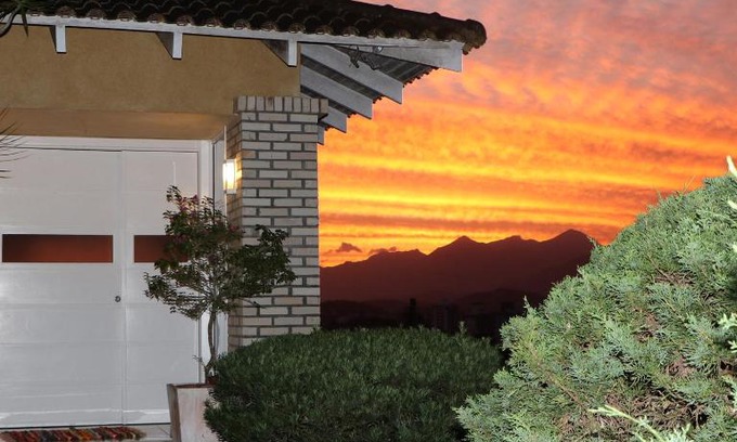 Joinville House | Experience Bela Vista Hospedagem: 10/10 Rated & Spa Access