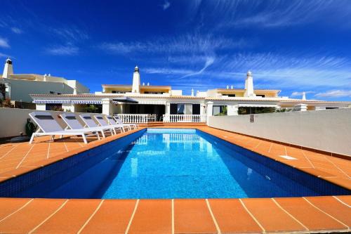 Castro Marim Villa | Family-Friendly Bela Vivenda with Pool and Golf Access