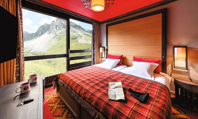 Bouvet Island Apartment | Belambra Clubs Tignes - Val Claret - All inclusive - Premium Room 2 Adults and 1 Child Breathtaking View