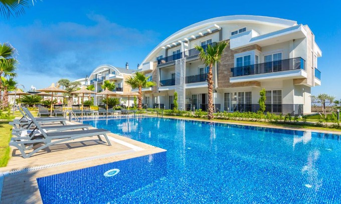 Belek Apartment | Discover Belek 1+1 Ultra Luxury Apartment with Pool Access