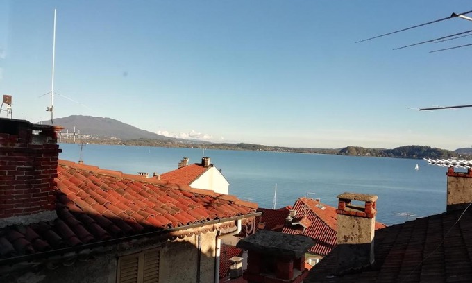 Belgirate House | Belgirate Casa Emilia: Family-Friendly Getaway with Breakfast