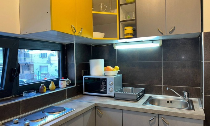 Vukov Spomenik Apartment | Belgrade Center Apartment Studio