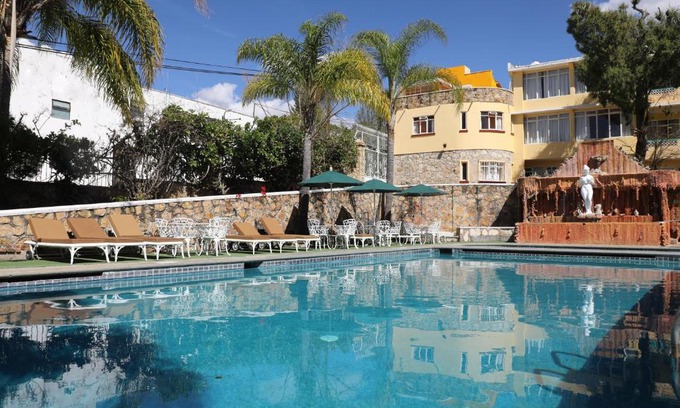 Ixtapan de la Sal Hotel | Relaxing Getaway at Belisana with Oceanfront Views