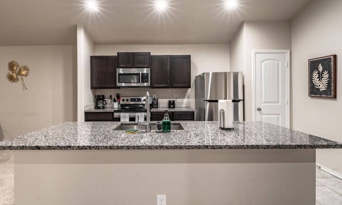 Lubbock House | Bell Farms Bungalow: Guest Rated 10/10 with Family Amenities