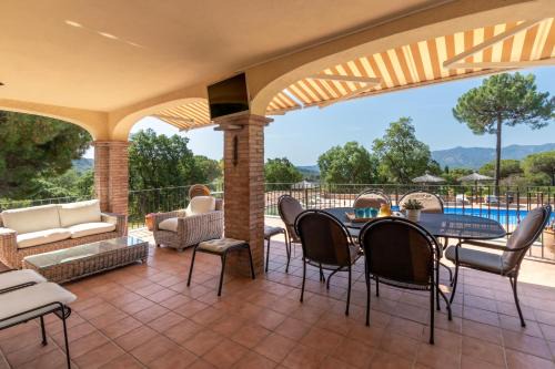 Santa Cristina de Aro Villa | Discover Bell Lloc: 4-Star Stay with Pool & Pet-Friendly