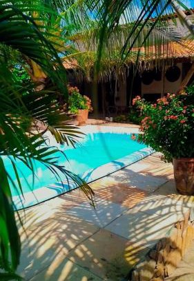 Atalaia Ski Chalet | Exceptional BELL MAR CHALÉ: Pet Friendly with Pool Access