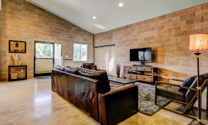 Moab Apartment | Family-Friendly Bella Casa - Comfortable Downstairs Retreat