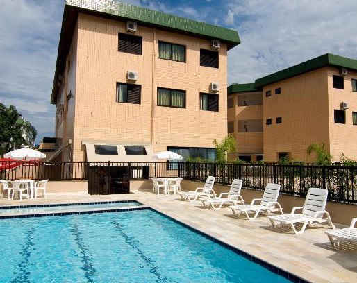 Bertioga Hotel | Discover Bella Casa Flat Service: Family-Friendly & Inviting