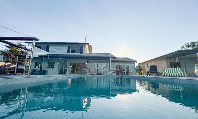 South Mission House | Discover Bella Luna: Highly Rated & Family-Pet Friendly