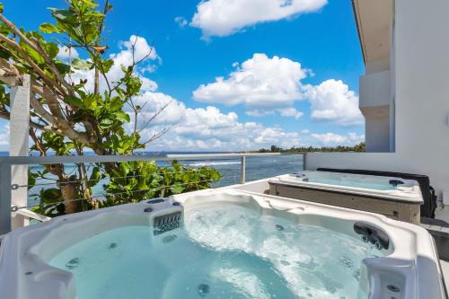 Jobos Hotel | Welcoming Bella Surf Inn: Family-Friendly Getaway Awaits