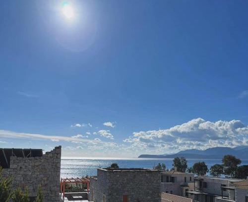 Mavrovouni House | Explore Bella Viky: Oceanfront Retreat, Rated 9.1/10