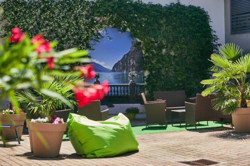 Riva del Garda Apartment | Beloved Bella Villa Apartments with Ocean View & Pet Friendly