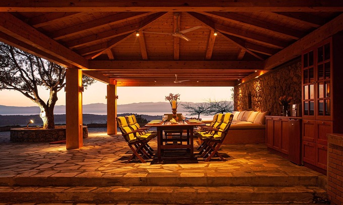 Kilada Villa | Relaxing Bella Vista 3BR Villa with Pool and Scenic Views