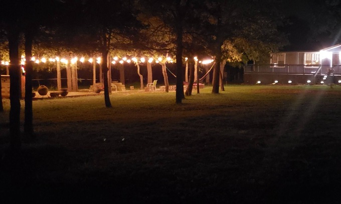 Dale House | Relaxing Bella Vista Ranch: Your Peaceful Country Escape