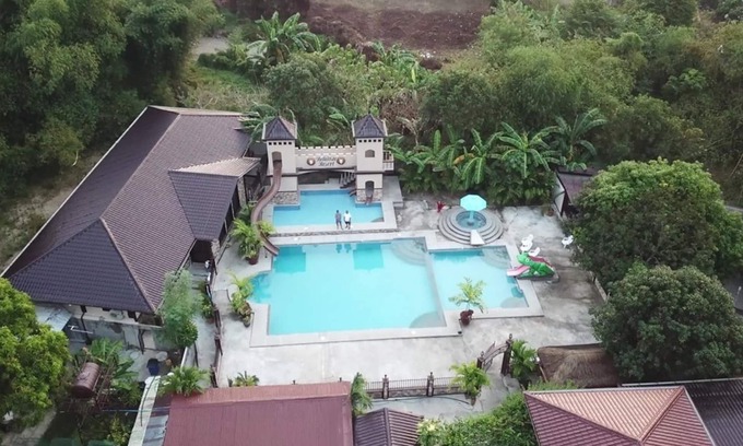 Bauang Resort | Bella Vista Resort: Perfect Spot for Family Gatherings