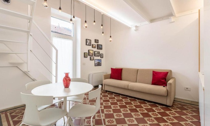 Lecco Apartment | Highly Rated Bellagio: Your Retreat in Lecco Awaits