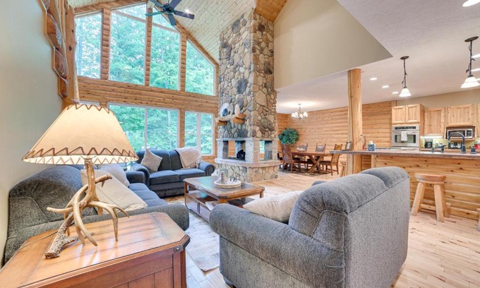Bellaire House | Relaxing Bellaire Cabin at Shanty Creek with Private Pool