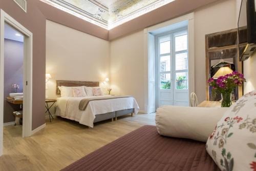 Centro Storico House | Relaxing Bellaroto Suite & SPA: 4-Star Getaway with Spa