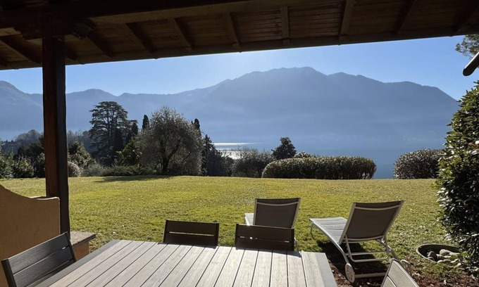 Sala Comacina Apartment | Bellavista Apt - Garden & Lake View