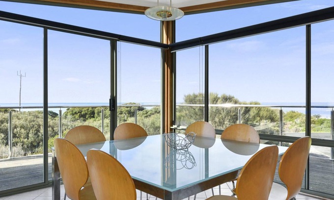 Moggs Creek House | Bellbird: Breathtaking Ocean Views at Moggs Beach