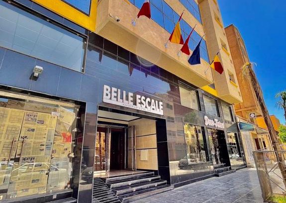 Oujda Apartment | Discover Belle Escale: Family-Friendly with Breakfast Included