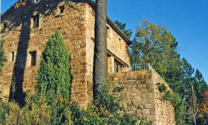 Payzac House | Cozy Ardechoise Retreat with Kitchen Amenities Awaits You