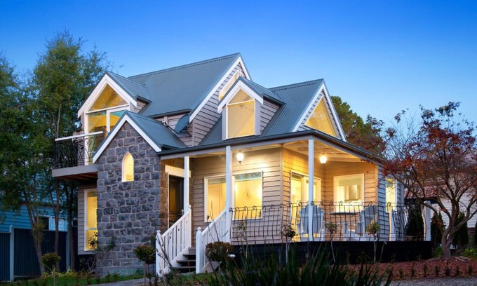 Daylesford House | Experience Belle Maison: A 4-Star Getaway with Top Reviews