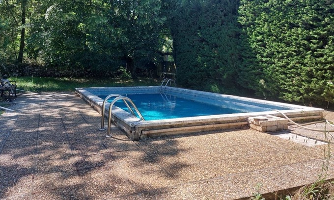 Nans-les-Pins House | Relaxing Belle Maison de Campagne: Pet-Friendly Retreat