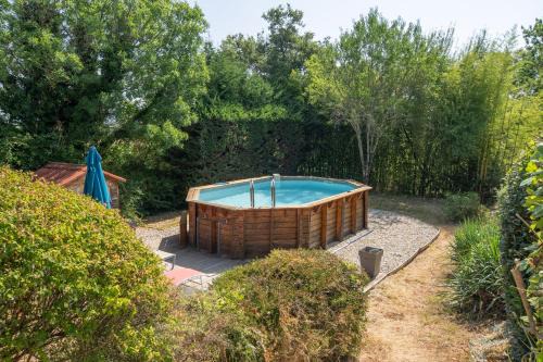Berrias-et-Casteljau House | Beautiful Stone House with Pool for a Relaxing Getaway