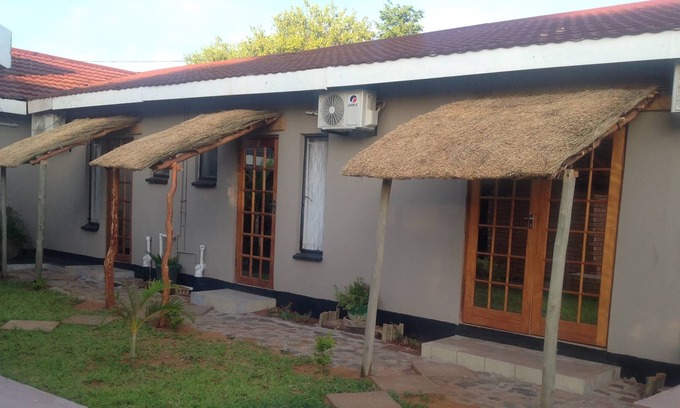 Palapye Bed & Breakfast | Belle Vue Bed and Breakfast