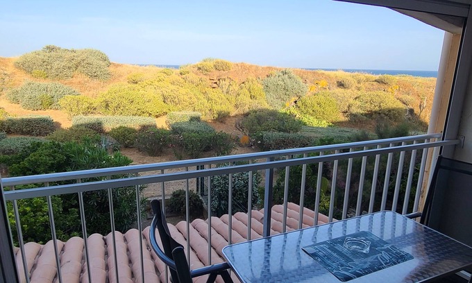 Cap d'Agde Apartment | Beautiful Oceanfront Retreat with Pool and Spa Amenities