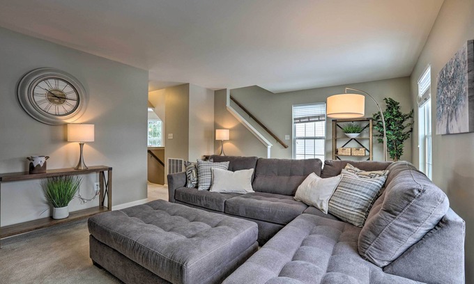Bellefonte House | Bellefonte Townhouse: 9 Miles to Penn State & Family Friendly