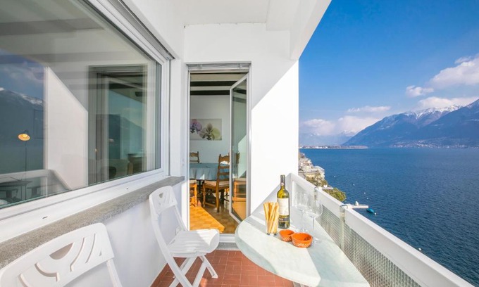 Ronco sopra Ascona Apartment | Family-Friendly Bellevue Apartment - Rated 8.9/10 by Guests