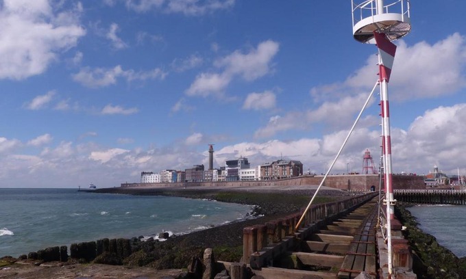 Vlissingen Apartment | Pet-Friendly Bellevue Boulevard with Oceanfront Views