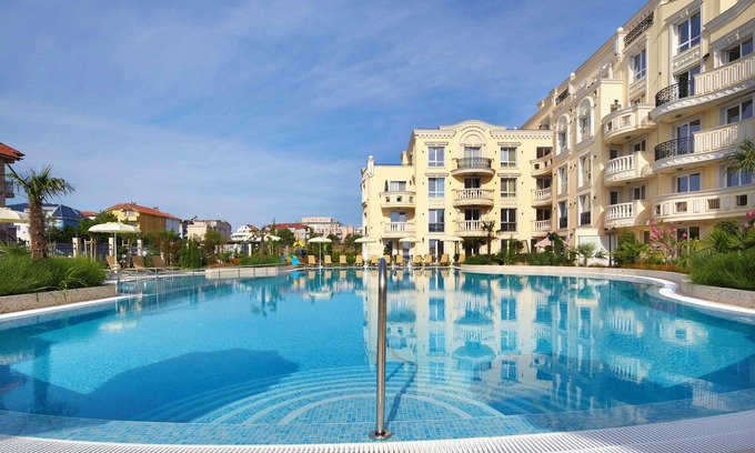 Ravda Apartment | Bellicity Apart Complex: Oceanfront Bliss with Pool Access