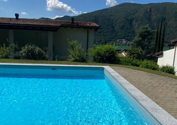 Morcote Apartment | Beautiful Apartment with Lake Garden in Lugano