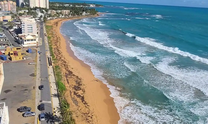 La Pared Apartment | Discover Family-Friendly Comfort at Bello Horizonte Hotel