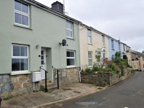 St Austell House | Escape to Bells Cottage: Explore Cornwall by Rail