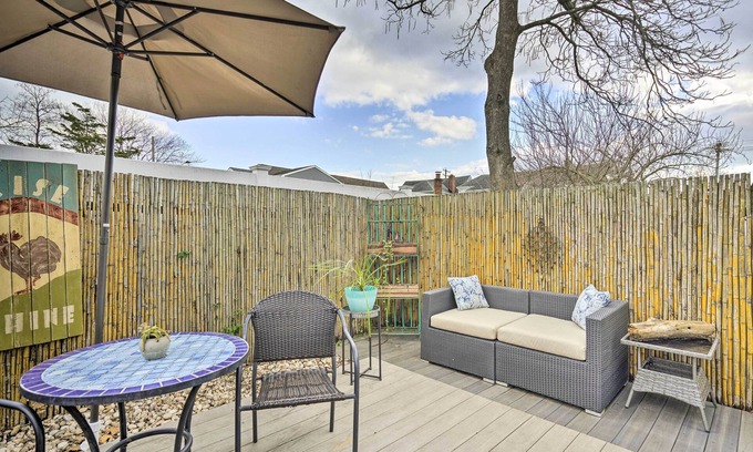 Lake Como Cottage | Belmar Cottage: Family-Friendly with Deck & Fire Pit