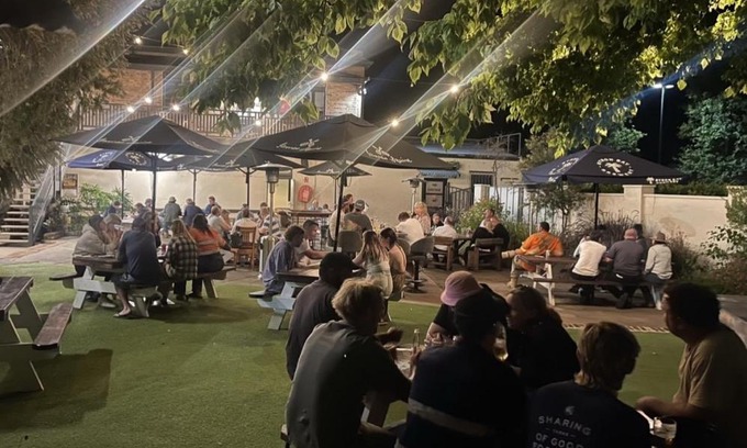 Scone Hotel | Discover Belmore Hotel Scone: Family-Friendly Retreat