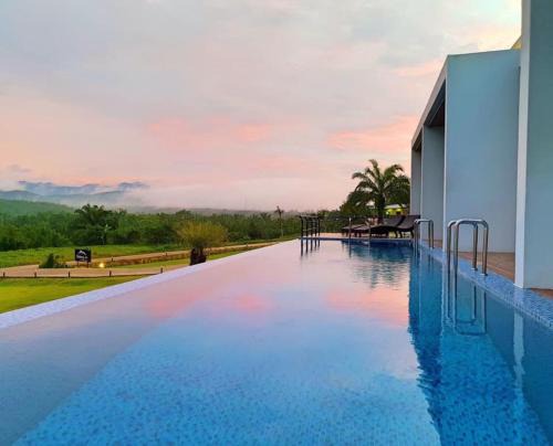 Ban Ta Khun Resort | Discover Belong Jin The Dam Hotel with Pool & Family Fun