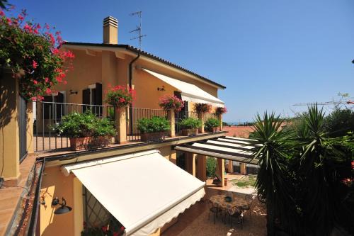 Porto San Giorgio Bed & Breakfast | Experience Oceanfront Comfort at Belsit Bed & Breakfast