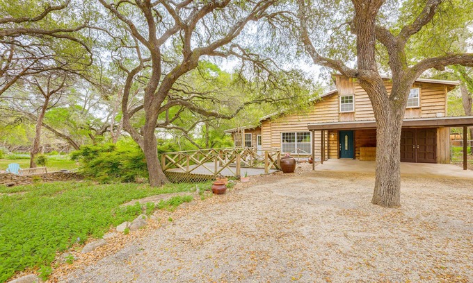 Morgans Point Resort House | Ideal Belton Lake Getaway with Spa & Pet-Friendly Options