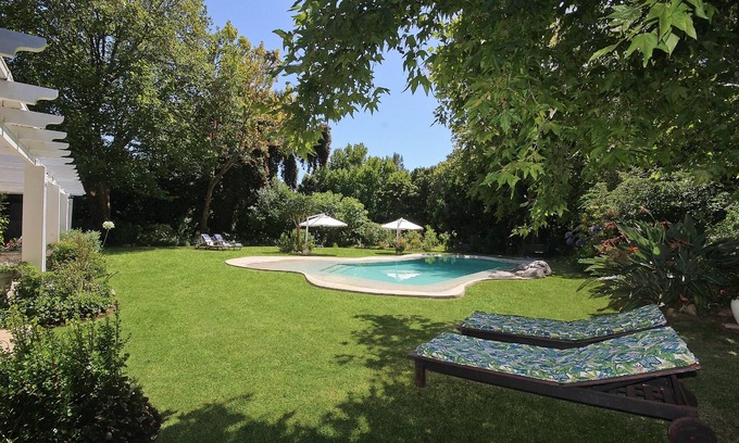 Constantia Bed & Breakfast | Experience Beluga of Constantia: Guest Rated 9.8 with Pool